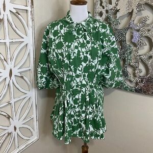 NWT EXQUISE ANTHROPOLOGIE xlarge THE TOBIE SHORT SLEEVE PLEATED BUTTON UP TOP